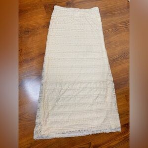 🌷 Max Studio 🌷 Cream Lace Tiered Maxi Skirt